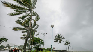 Premiers d&eacute;g&acirc;ts et chaos sur l'&icirc;le Maurice, &agrave; l'approche du cyclone Belal 