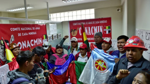 Manifestantes iniciam greve de fome na Bol&iacute;via contra fim de subs&iacute;dios aos combust&iacute;veis