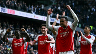 Premier League leaders Arsenal hope for Man City slip-up in title race 