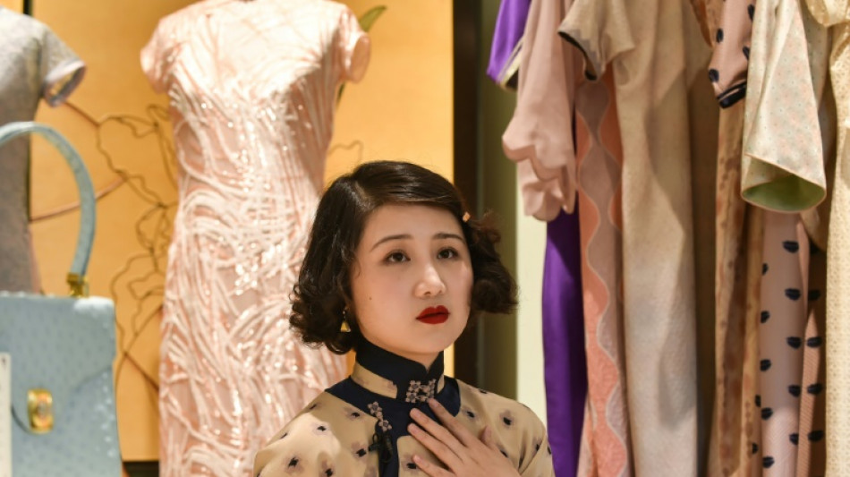 Shanghai tailors keep qipao dress tradition alive