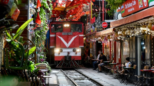 La rue du train &agrave; Hano&iuml;: un lieu unique maintes fois destin&eacute; &agrave; fermer, sauv&eacute; par ses touristes