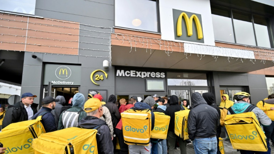 McDonald's verkauft nach fast sieben Monaten wieder Hamburger in Kiew 