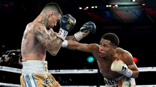 Boxe: Haney bat Kambosos et devient champion incontest&eacute; des l&eacute;gers