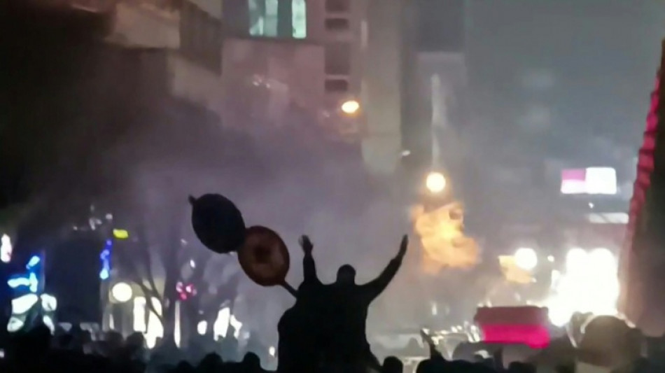 New rallies in Iran as son of shah calls for city centres to be seized