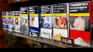 Tabagisti perdono 10 anni di vita, prosegue la campagna '5 euro contro il fumo'