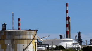 Il petrolio corre con le tensioni in Medioriente, il Wti a 91 dollari (+4,1%)