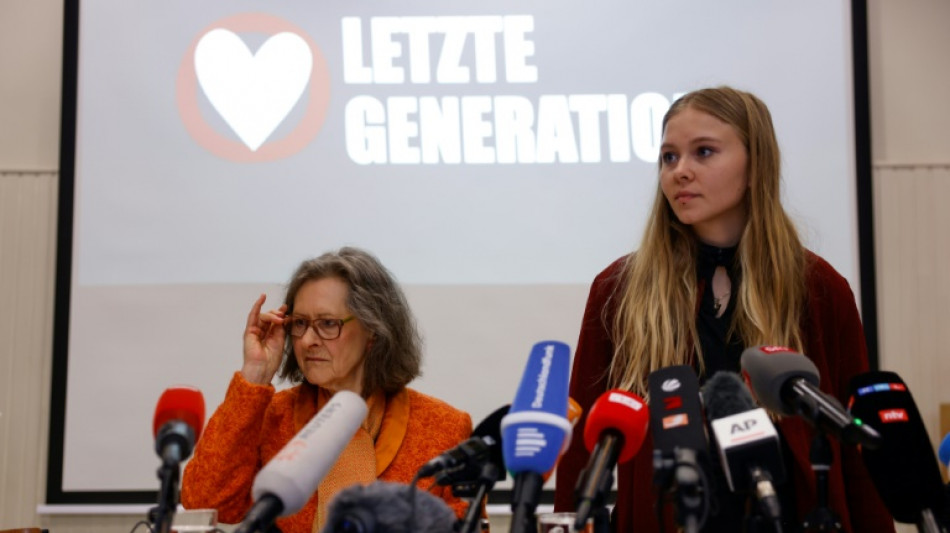 Klimaschutzgruppe Letzte Generation will auch nach Razzia Proteste fortsetzen