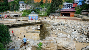 Indignaci&oacute;n en Nepal por el retraso de los socorros tras las inundaciones, que dejaron 225 muertos