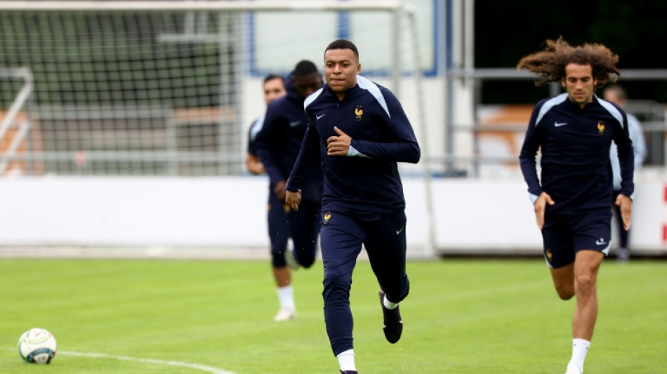 Mbapp&eacute; diz que n&atilde;o se sente 'amargurado' pelo t&iacute;tulo do PSG na Champions