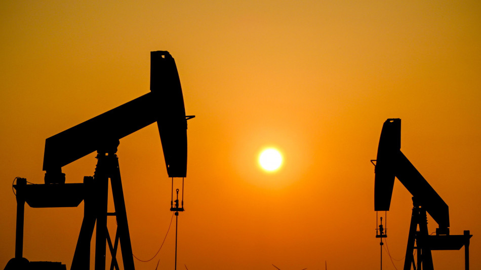 Tabarelli, prezzo greggio caler&agrave;, gi&agrave; scontato dai mercati