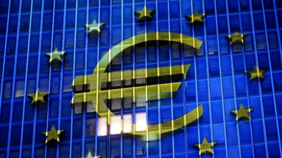 Mau come&ccedil;o de ano para a zona do euro, com crescimento quase nulo e infla&ccedil;&atilde;o em alta