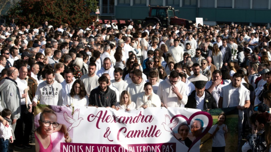 En Ari&egrave;ge, hommage &agrave; l'&eacute;leveuse d&eacute;c&eacute;d&eacute;e et &agrave; sa fille, soutien "&agrave; la profession"