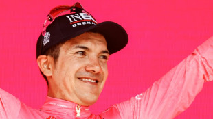 Tour d'Italie: Carapaz aux commandes apr&egrave;s une &eacute;tape de folie