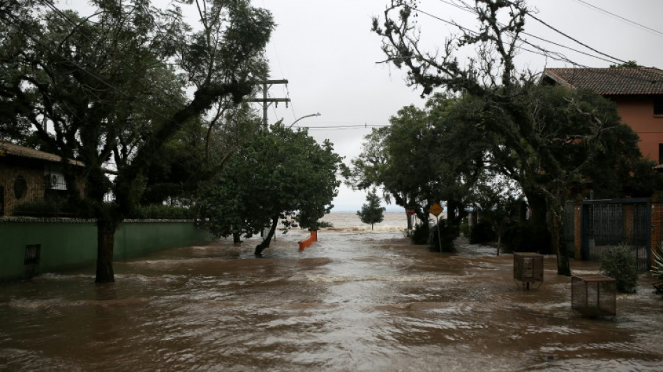 Brazil's flooded south paralyzed as waters remain high