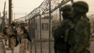 Sube a 19 muertos y 25 reos fugados saldo de ataque contra c&aacute;rcel mexicana