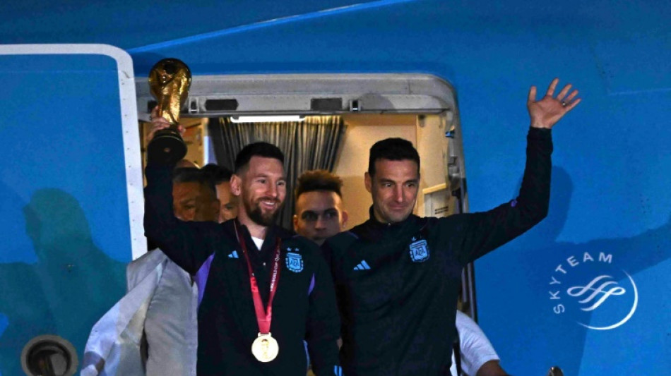Les champions du monde argentins ont atterri &agrave; Buenos Aires 