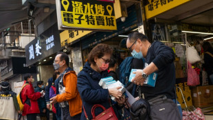 Face au virus, Hong Kong reconsidère le confinement