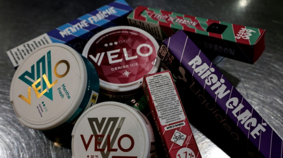 Les sachets de nicotine, pris&eacute;s des jeunes, bient&ocirc;t bannis