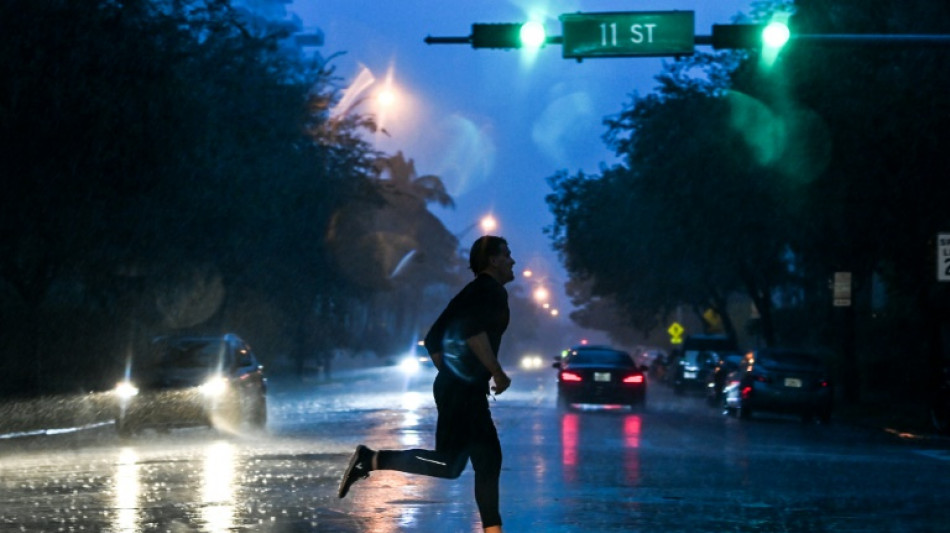 Florida se prepara a la llegada de un posible hurac&aacute;n mayor