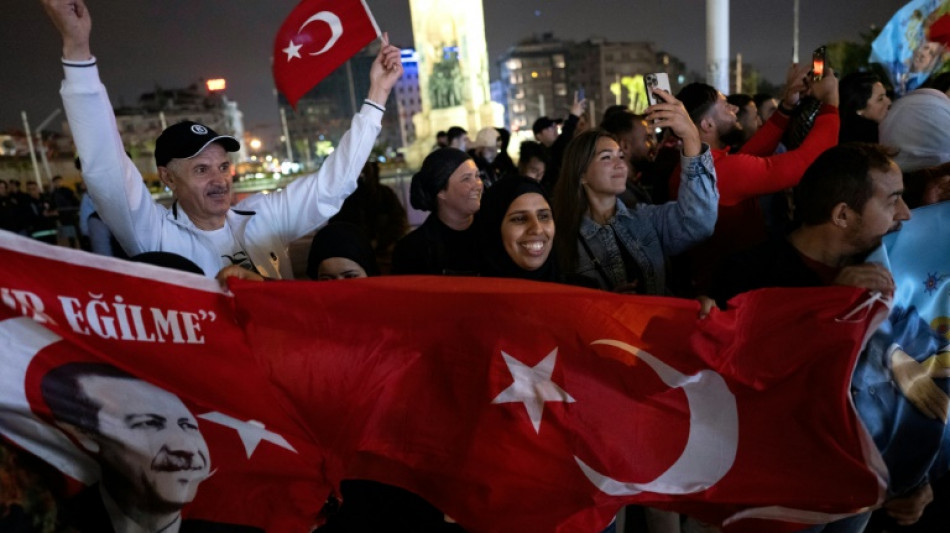 Erdogan reivindica vit&oacute;ria no segundo turno na Turquia 