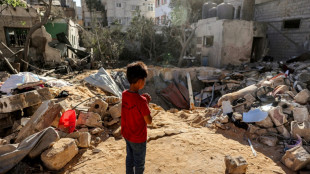 Israel bombardeia Gaza e EUA ameaça suspender ajuda militar