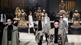 Fashion Week: au défilé Dior, une ode sixties à la "Miss Dior" 