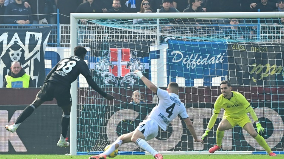 Napoli perde na visita ao Como (2-1) e cede lideran&ccedil;a do Italiano &agrave; Inter