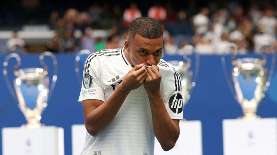 Mbapp&eacute; atrai todos os holofotes na nova temporada do Campeonato Espanhol