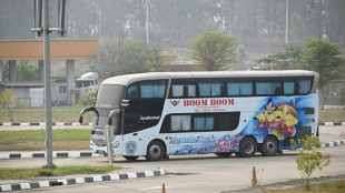 Centres de cyberfraude: la Birmanie rend un premier groupe de travailleurs &agrave; la Chine, via la Tha&iuml;lande