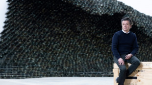 Jean-Michel Othoniel, ses oeuvres de verre et la beaut&eacute; pour "mission"