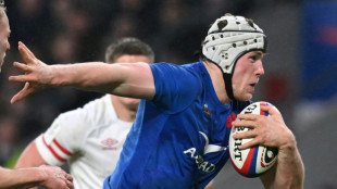 Record-breaking France thrash England 53-10 in Six Nations