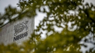 Nestlé y Starbucks, acusados por ONG de violaciones de derechos en plantaciones de café