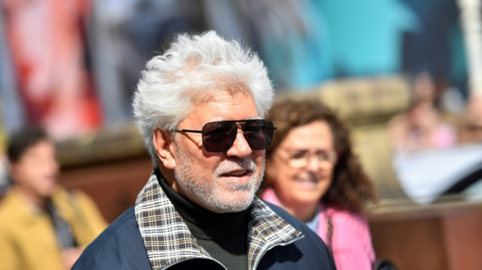Pedro Almod&oacute;var recebe pr&ecirc;mio honor&aacute;rio Donostia em San Sebasti&aacute;n