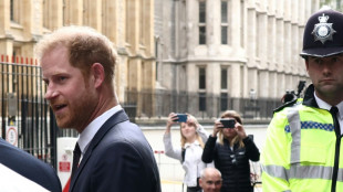 Prinz Harry wirft Medien in Londoner Prozess "Invasion" in sein Leben vor