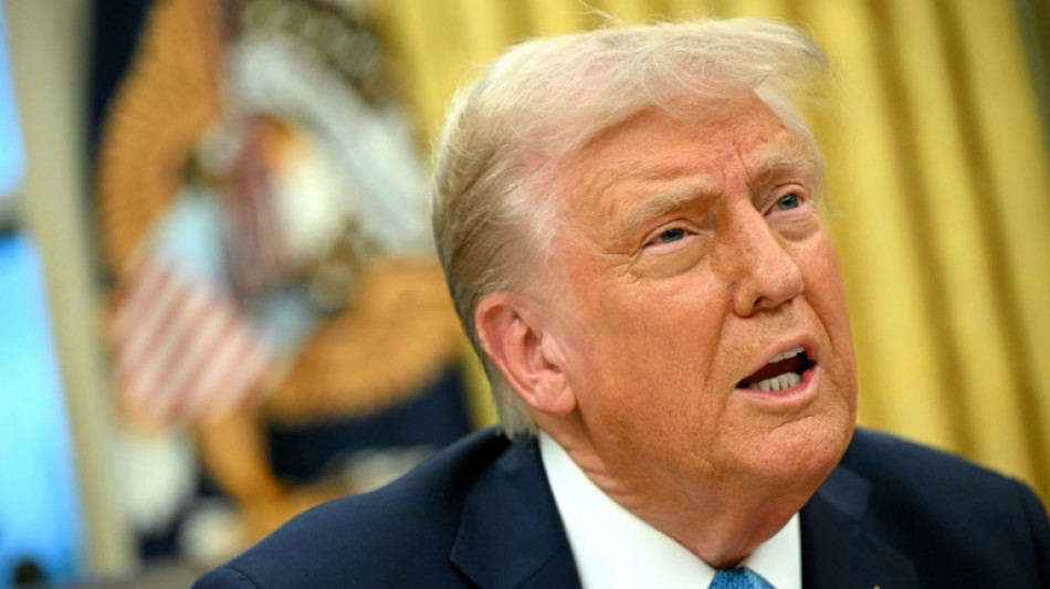 Trump castiga con aranceles a M&eacute;xico, Canad&aacute; y China