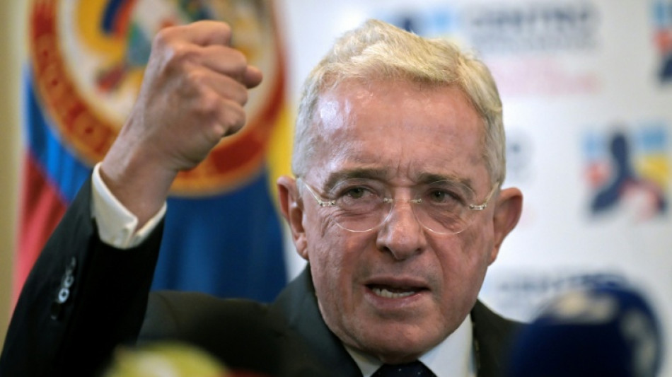 Ex-presidente colombiano Uribe conhece veredicto de julgamento por suborno e fraude