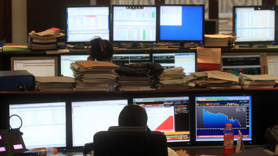 Borsa: Europa in rialzo in avvio, Francoforte +0,6%
