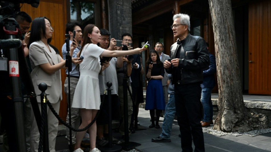 Nvidia est&aacute; "haciendo todo lo posible" para surtir al mercado chino, afirma su director ejecutivo