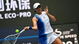 Swiatek e Gauff far&atilde;o semifinal do WTA 1000 de Pequim; Sabalenka &eacute; eliminada
