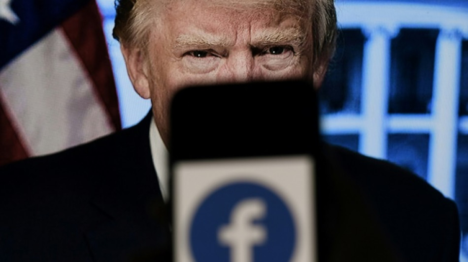 Meta schaltet Trumps Konten auf Facebook und Instagram wieder frei