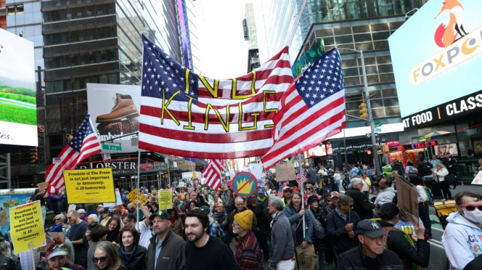 "No Kings"-Demonstrationen in den USA begonnen