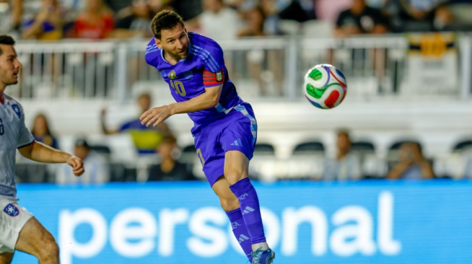 Messi admite desejo de disputar Copa do Mundo, mas decidir&aacute; no in&iacute;cio de 2026