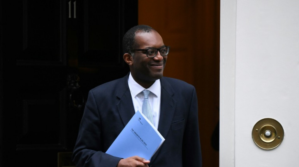 Londres revient sur sa baisse d'imp&ocirc;t sur le revenu pour les plus riches
