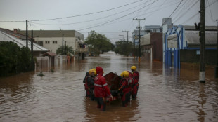 Desastre climático deja al menos 39 muertes en Brasil mientras el agua avanza