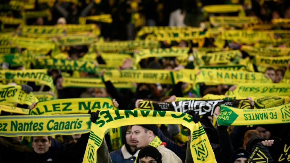 Foot: un supporter nantais mortellement bless&eacute; lors de heurts avant Nantes-Nice