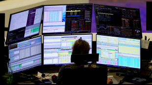 Borsa: l'Europa chiude debole, timori per la tregua Usa-Iran