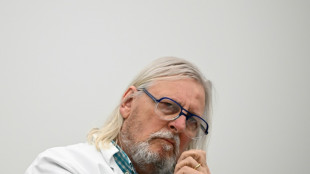 Nouvelle &eacute;tude de Didier Raoult: l'ANSM saisit &agrave; nouveau la justice, le gouvernement condamne