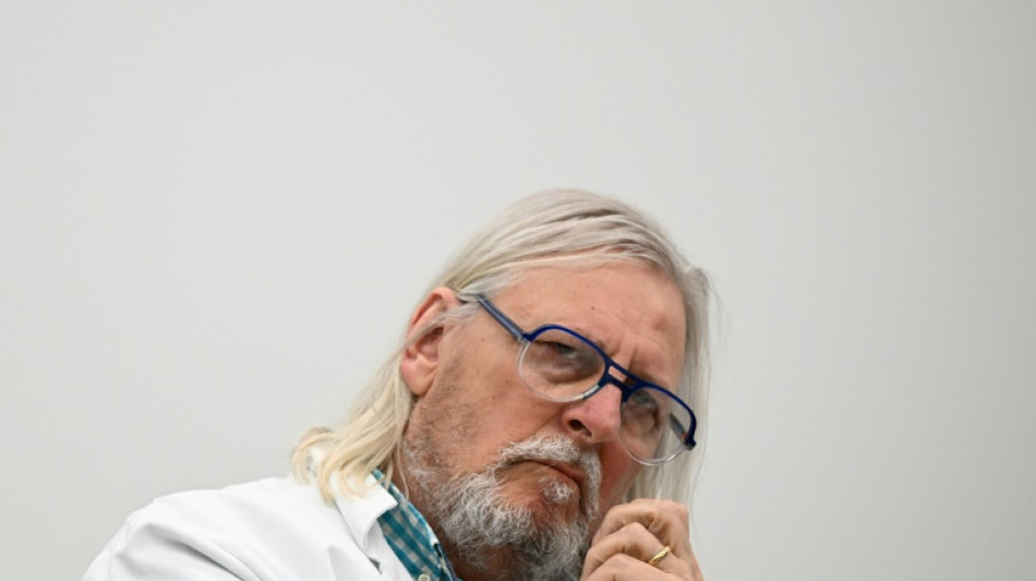 Une nouvelle &eacute;tude de Didier Raoult fermement condamn&eacute;e par les autorit&eacute;s