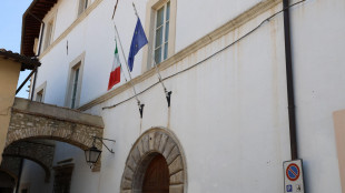 Donna trovata morta in casa a Spoleto, ipotesi femminicidio