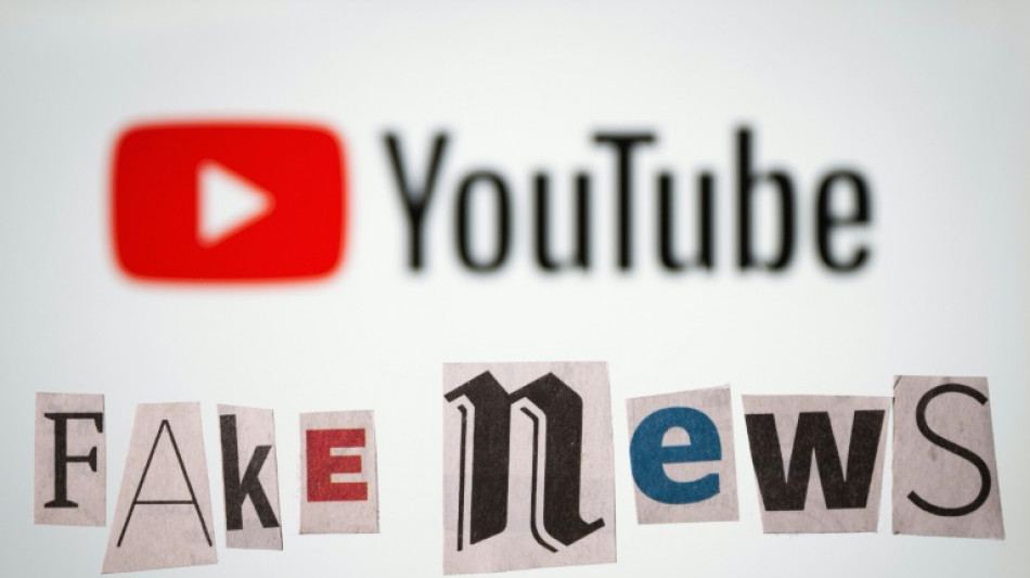 YouTube va r&eacute;int&eacute;grer des cr&eacute;ateurs bannis pour d&eacute;sinformation